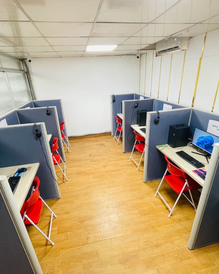Computer test lab